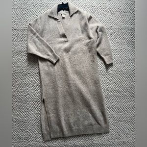 H&M / Polo Sweaterdress / Small